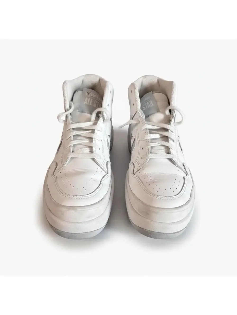 Converse Women's White and Cream Trainer